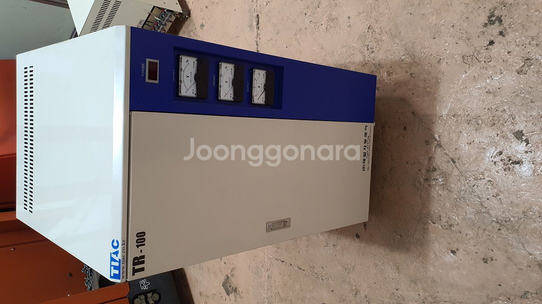 강압기 Tiac TR-100 380V를 220V로 강압--0