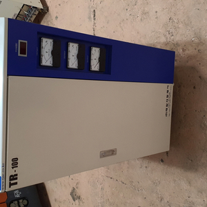 강압기 Tiac TR-100 380V를 220V로 강압