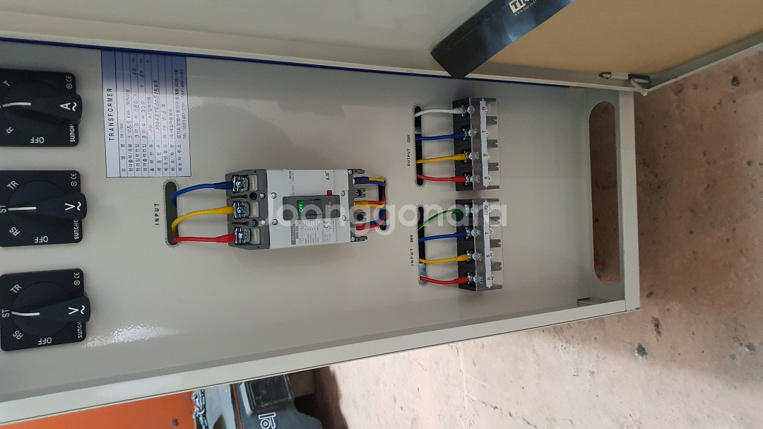 강압기 Tiac TR-100 380V를 220V로 강압--3