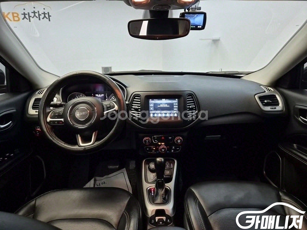 [지프]컴패스 2세대 2.4 AWD 론지튜드 (5인승)--6