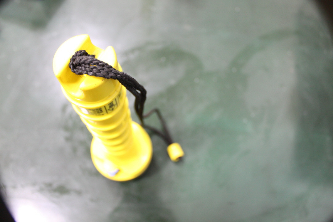 도시바 방수 랜턴 K-138 수중라이트 이미지