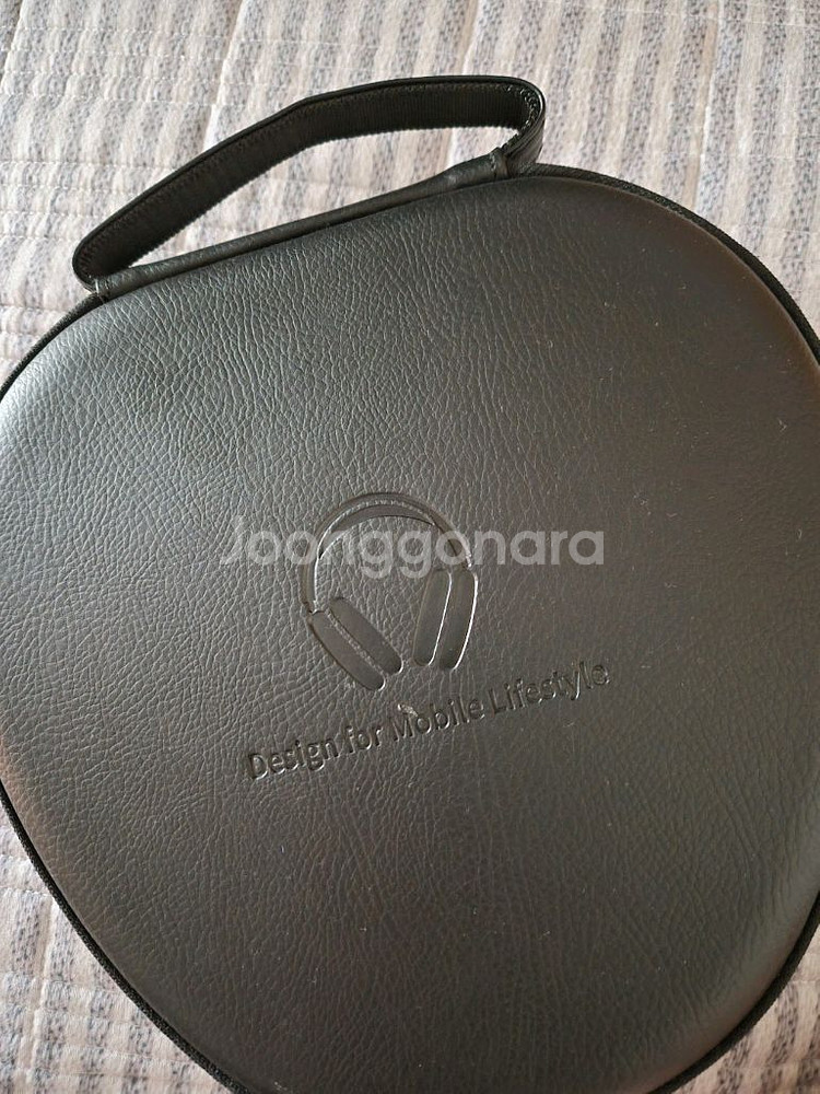 에어팟 맥스 8핀모델 실버색상--2