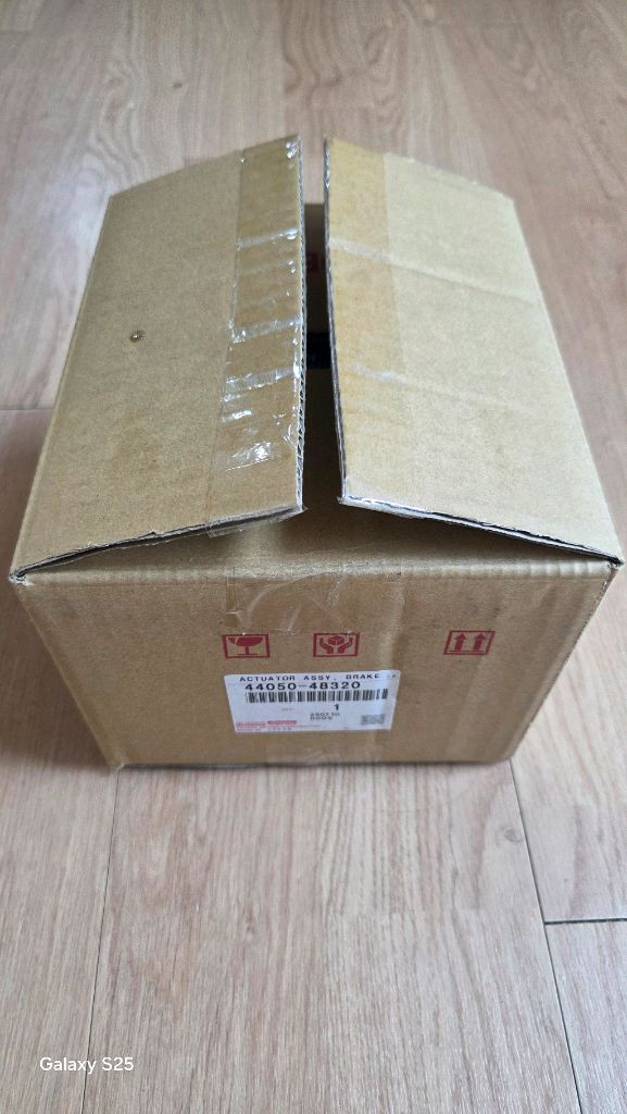 렉서스 RX450h ABS 모듈 이미지