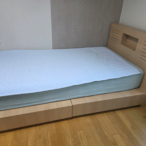 침대매트리스 밎 프레임