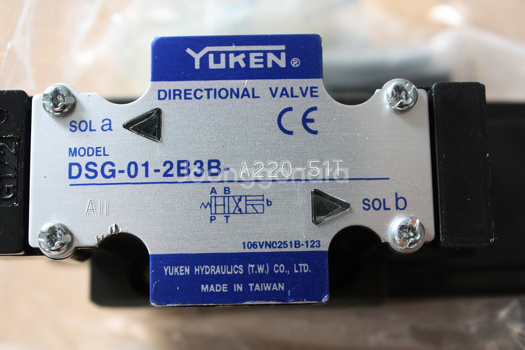 유압솔레노이드밸브 DSG-01-2b3b-A220-51T--4