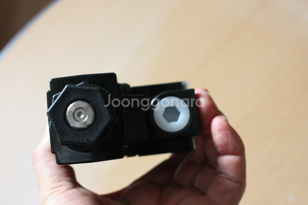 유압솔레노이드밸브 DSG-01-2b3b-A220-51T--5