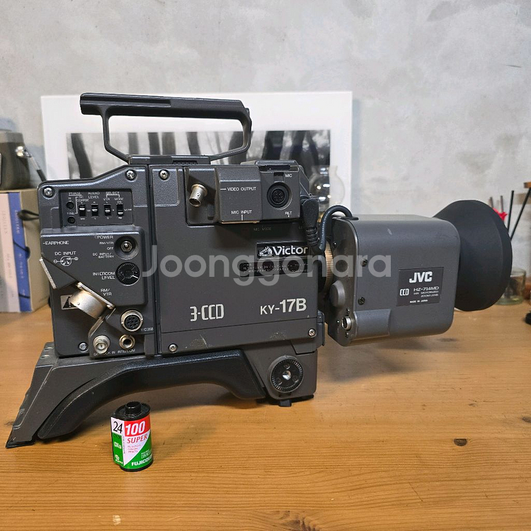 Victor KY-17B 3-CCD 방송용카메라--0