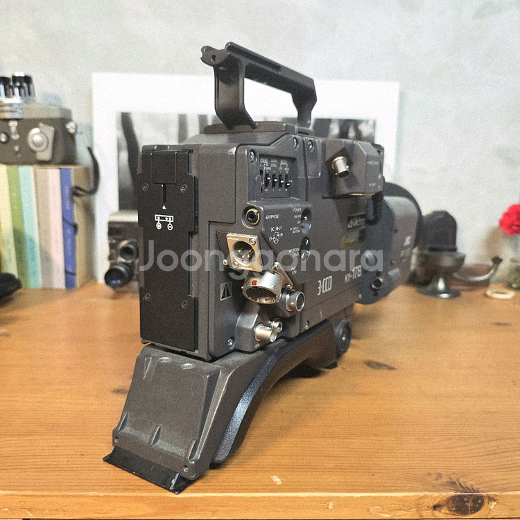 Victor KY-17B 3-CCD 방송용카메라--1