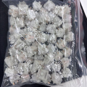 스웨그키 hmx 밀키화이트 스위치 67개
