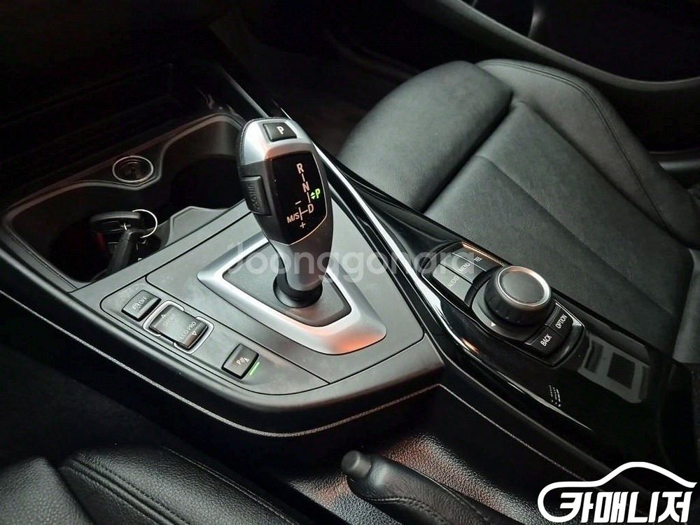 [BMW]1시리즈 (F20) 118d 스포츠 (5인승)--9
