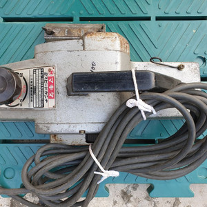 《2》 마끼다 5" 전동대패 1804N(100v)일본산