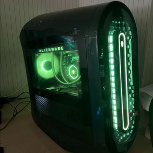델 에일리언웨어 오로라 R15 7950X, 4090
