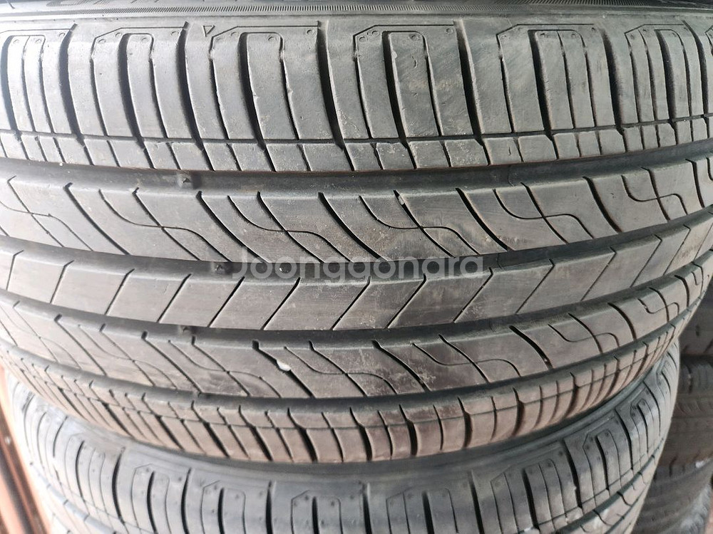 225 45 18 금호TA21--5