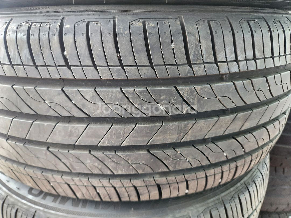 225 45 18 금호TA21--4