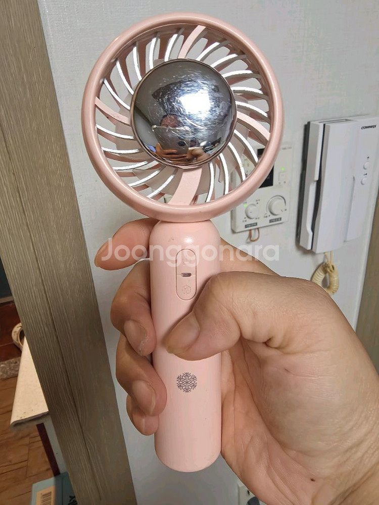 냉각기능 있음 사용감 있으나 작동 잘됩니다--0