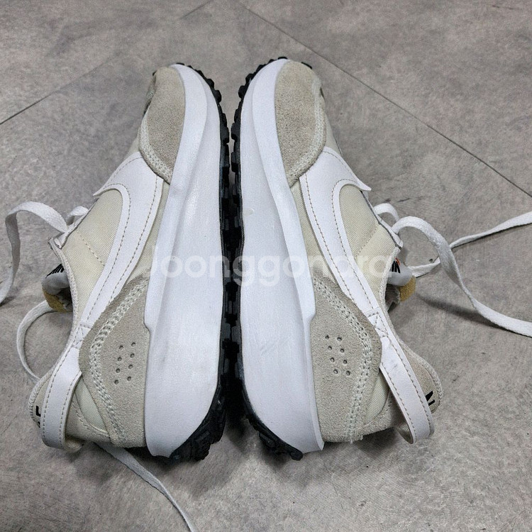 나이키 와플 데뷰 스니커즈 235--1