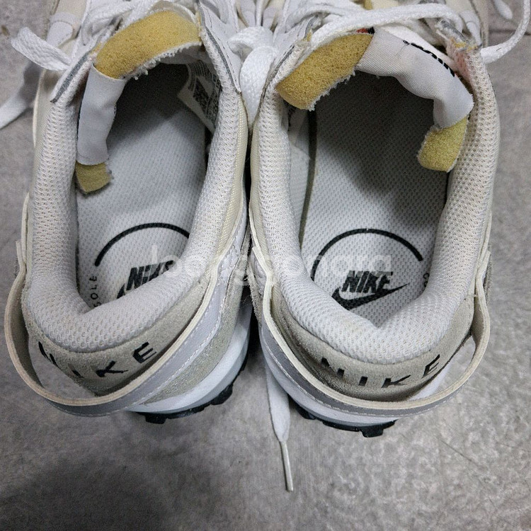 나이키 와플 데뷰 스니커즈 235--5