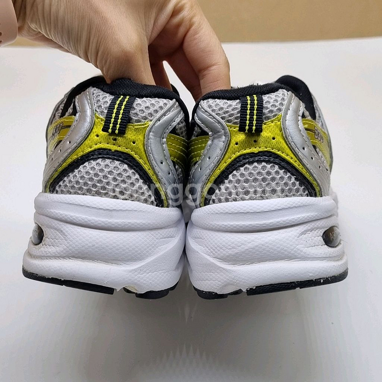 뉴발란스 530 운동화 225--3