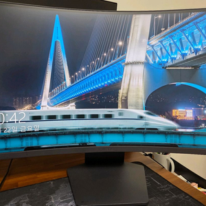 LG 울트라기어 QHD 180Hz 커브드 모니터