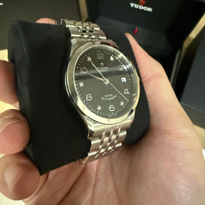 튜더 1926 36mm 2025년 6월 스탬핑