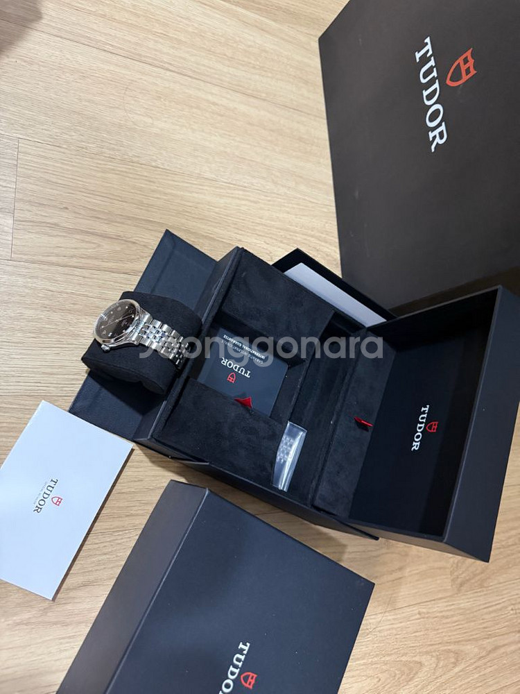 튜더 1926 36mm 2025년 6월 스탬핑--1