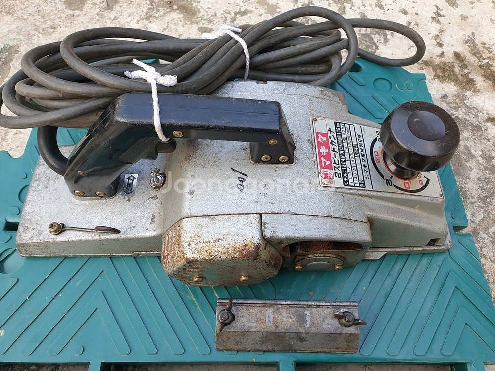 《2》 마끼다 5" 전동대패 1804N(100v)일본산--4