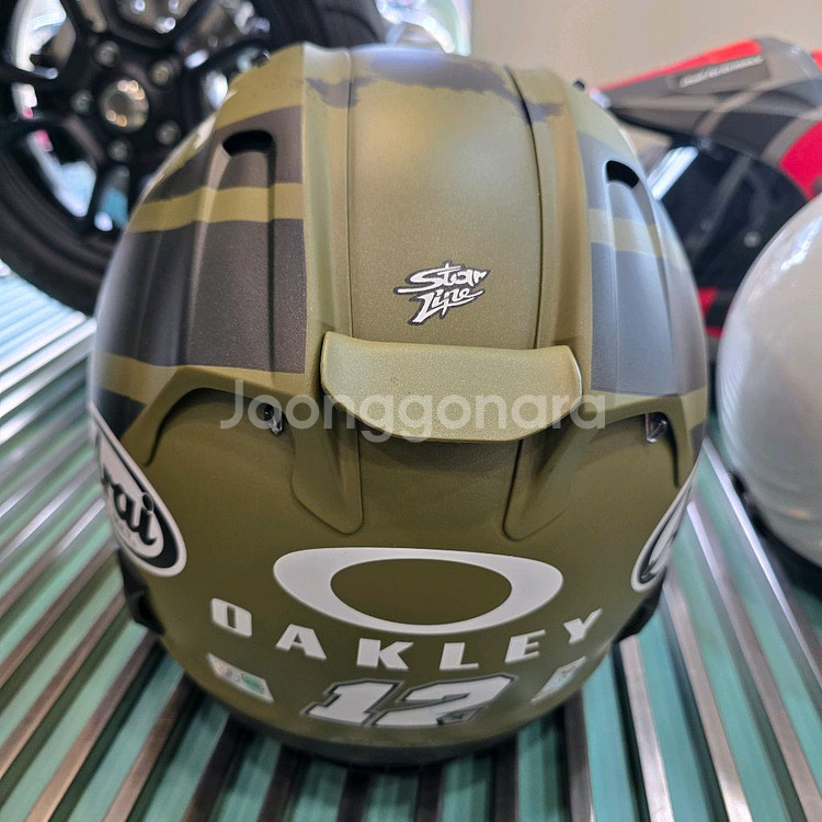 아라이 오클리 한정판 판매합니다--2