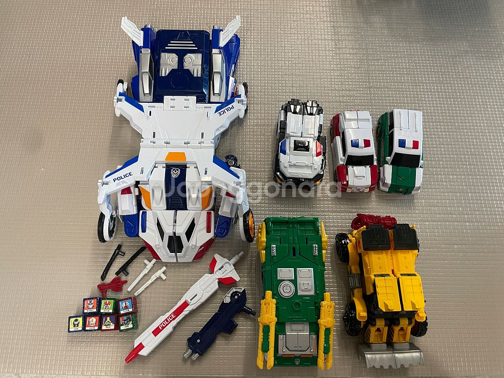 카봇 하이퍼캅스+킹도저+그린팜 풀셋트 (택배비포함)--0