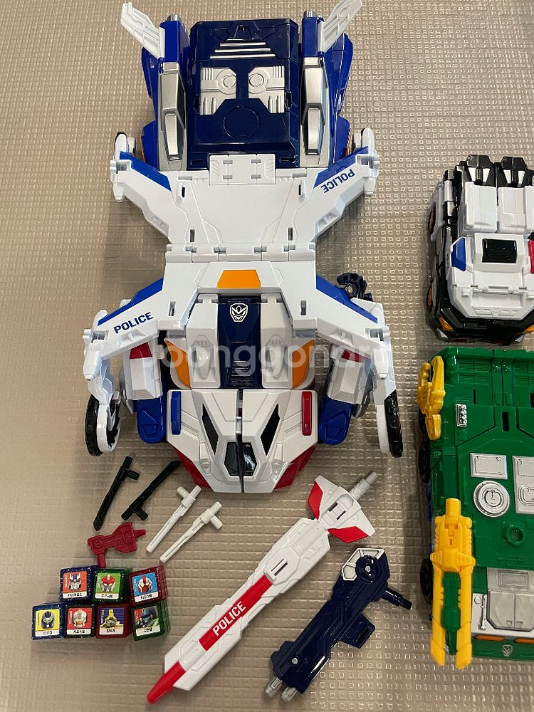 카봇 하이퍼캅스+킹도저+그린팜 풀셋트 (택배비포함)--2