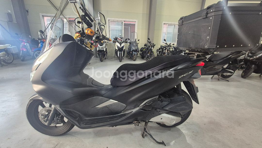 pcx125 19년형 스마트키알탑셋팅판매합니다--5
