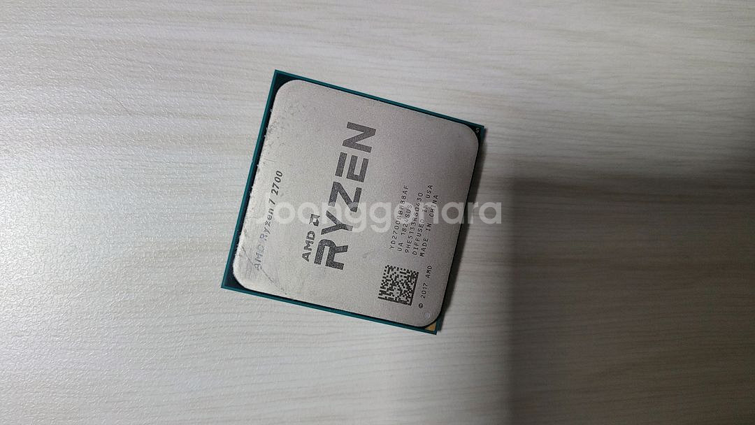 AMD Ryzen 7 2700 CPU, 기본 쿨러--0