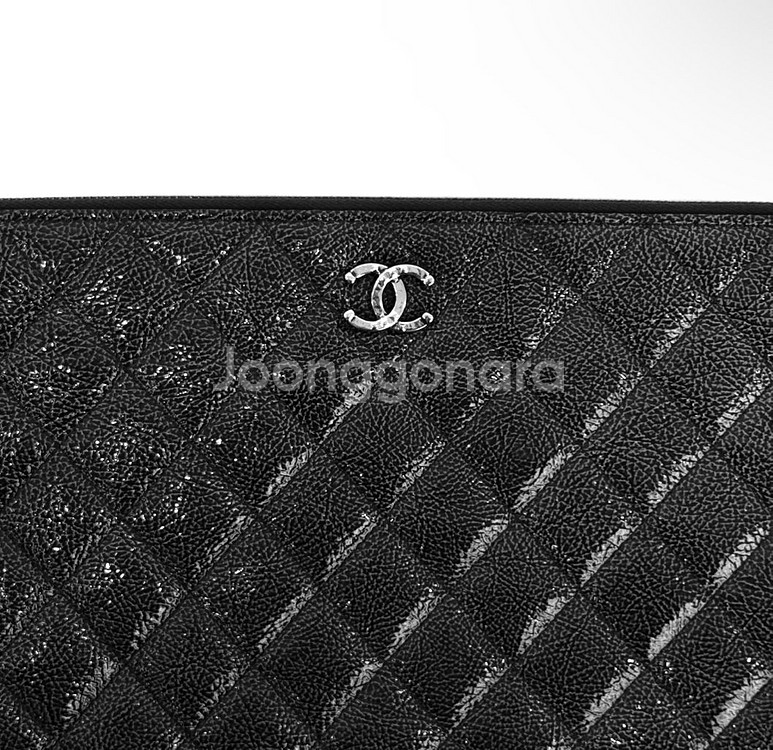 샤넬 여성 달라스 링클 은장 페이던트 클러치 블랙 라지--2