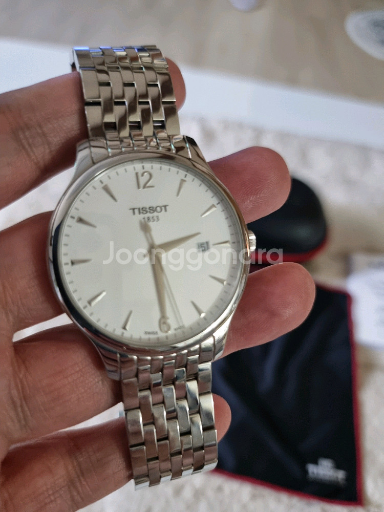 티쏘 트레디션 쿼츠시계42mm--3
