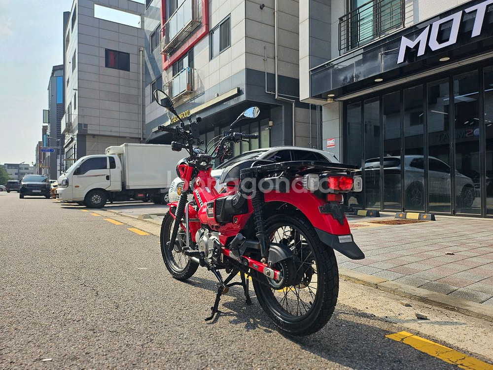 혼다 헌터커브125 24년 1.6만km 레드색상차량--6