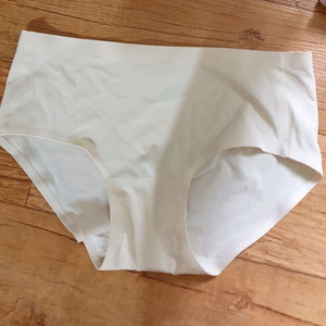 얇아서 편하고 섹시한 햄 팬티