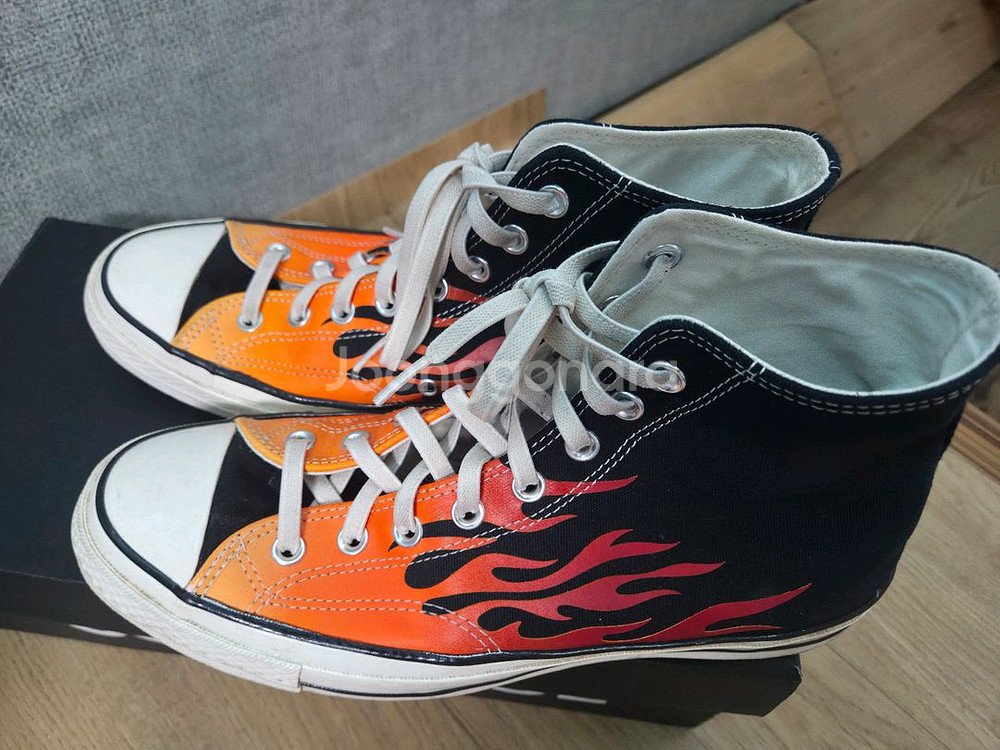 컨버스 척70 아카이브 플레임 하이 275사이즈--0