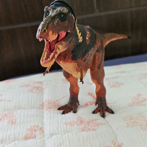 비스트 오브 더 메소조익 비오메 티라노사우루스 1/35