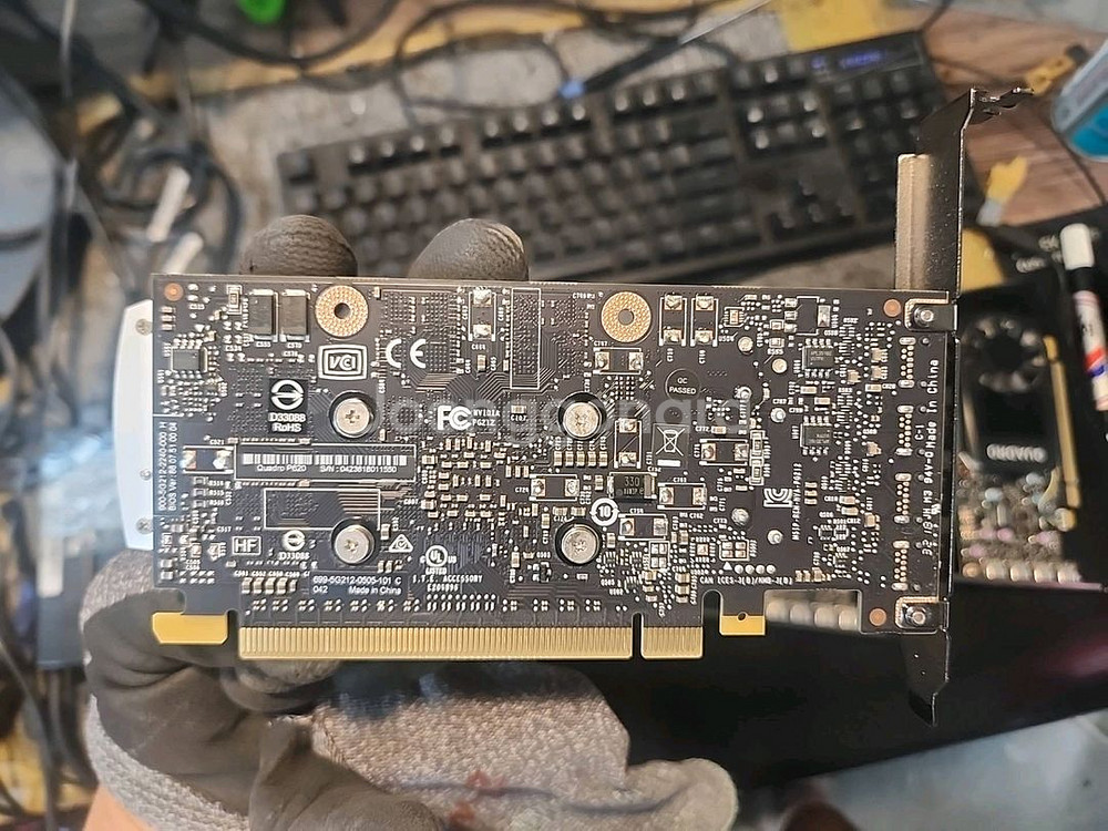 quadro p620 그래픽 판매합니다 A급입니다--1