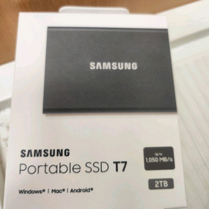 삼성 Portable SSD T7 2TB