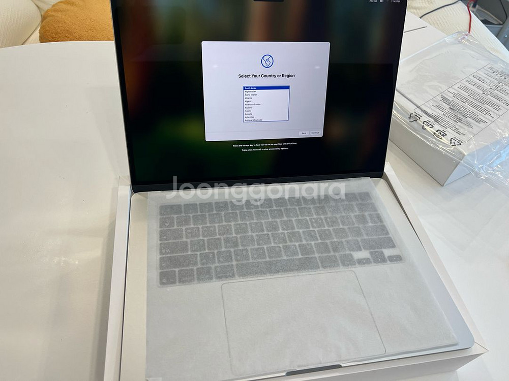 부산) 맥북에어 15 M4 2025년형 256GB 실버--2