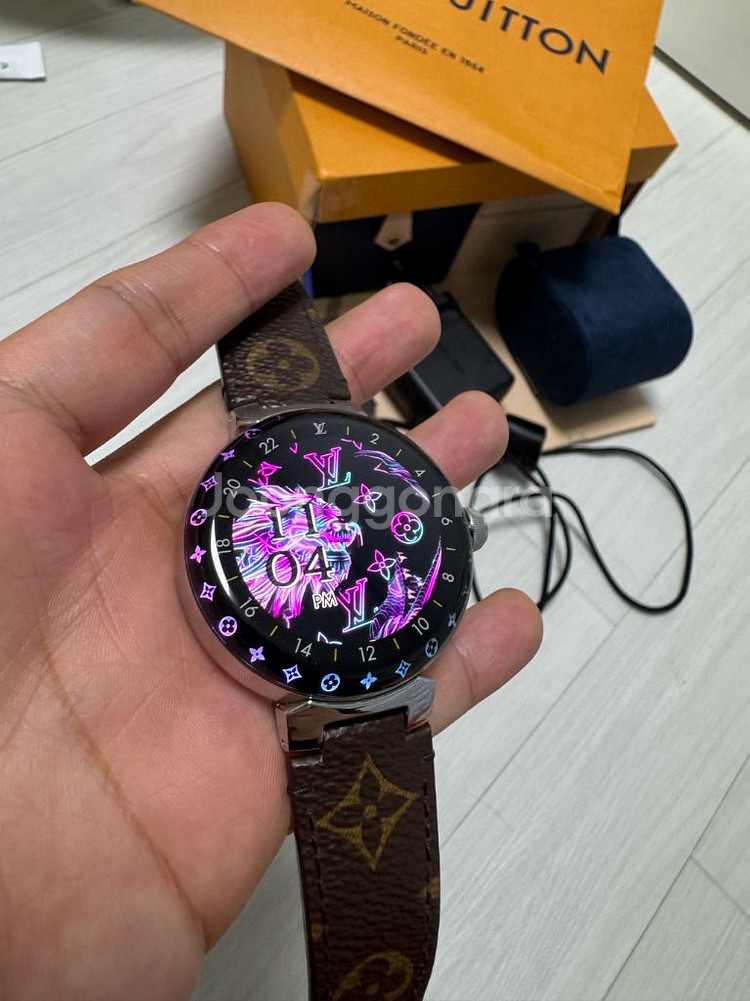 루이비통 땅부르 호라이즌 라이트업 스마트워치--0