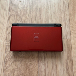 닌텐도 ds lite 크림슨레드 팝니다 (s급)