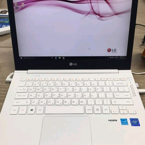 LG 엘지 화이트 슬림형 울트라PC 노트북