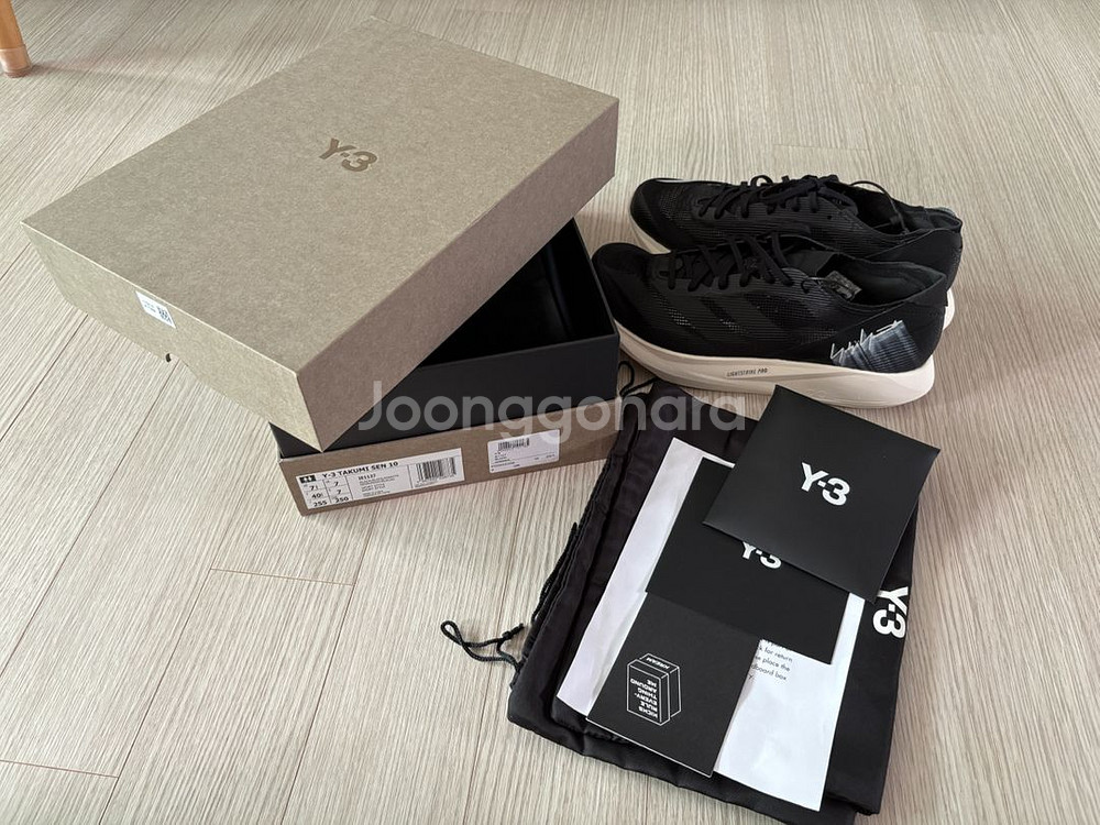 Y-3 타쿠미센 10 블랙 255 15만원--2
