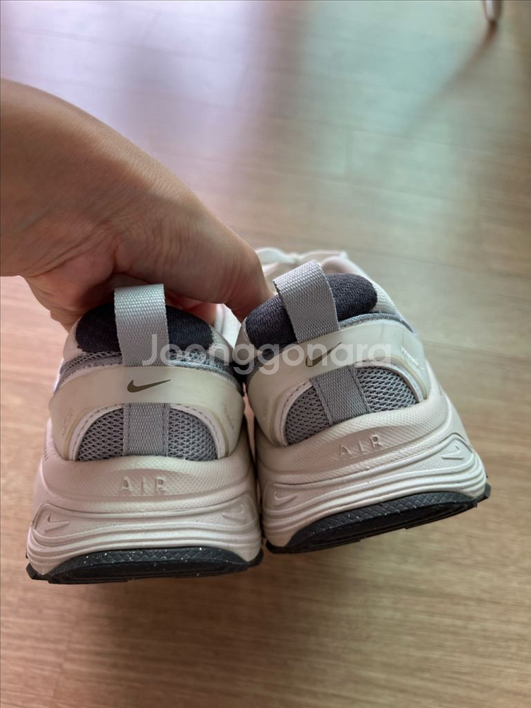 나이키 에어맥스 블리스 235사이즈--2