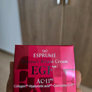 새상품))에스프륨 모이스쳐 리페어 EGF크림