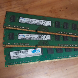 삼성전자 DDR3 RAM 8G 세개.