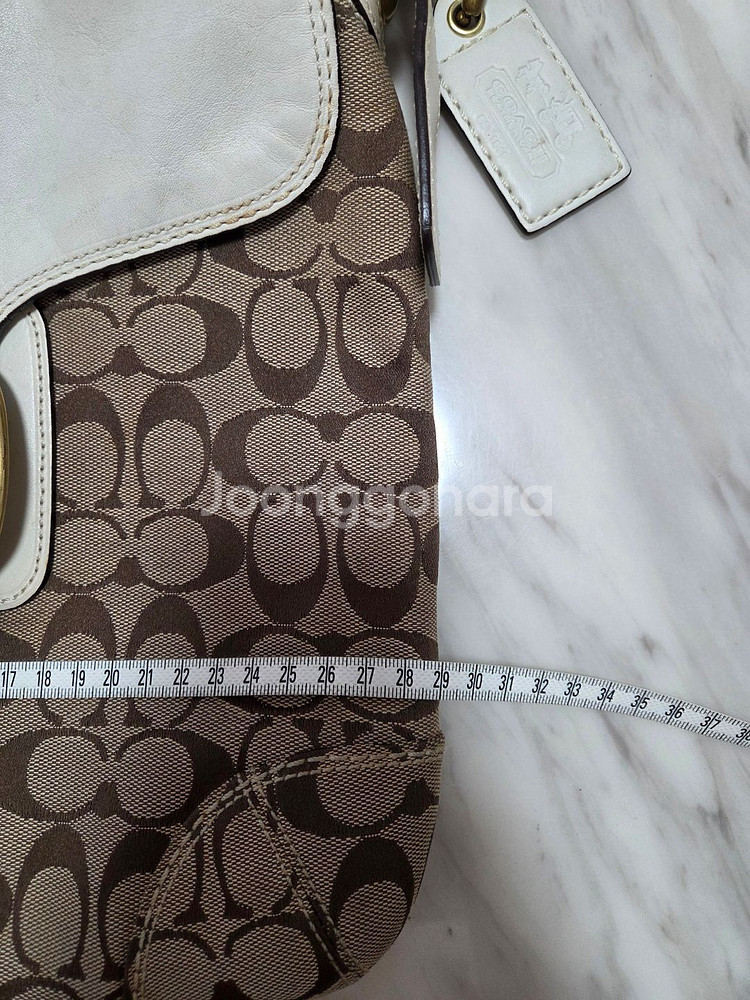 코치 시그니쳐 패브릭 크로스백--0