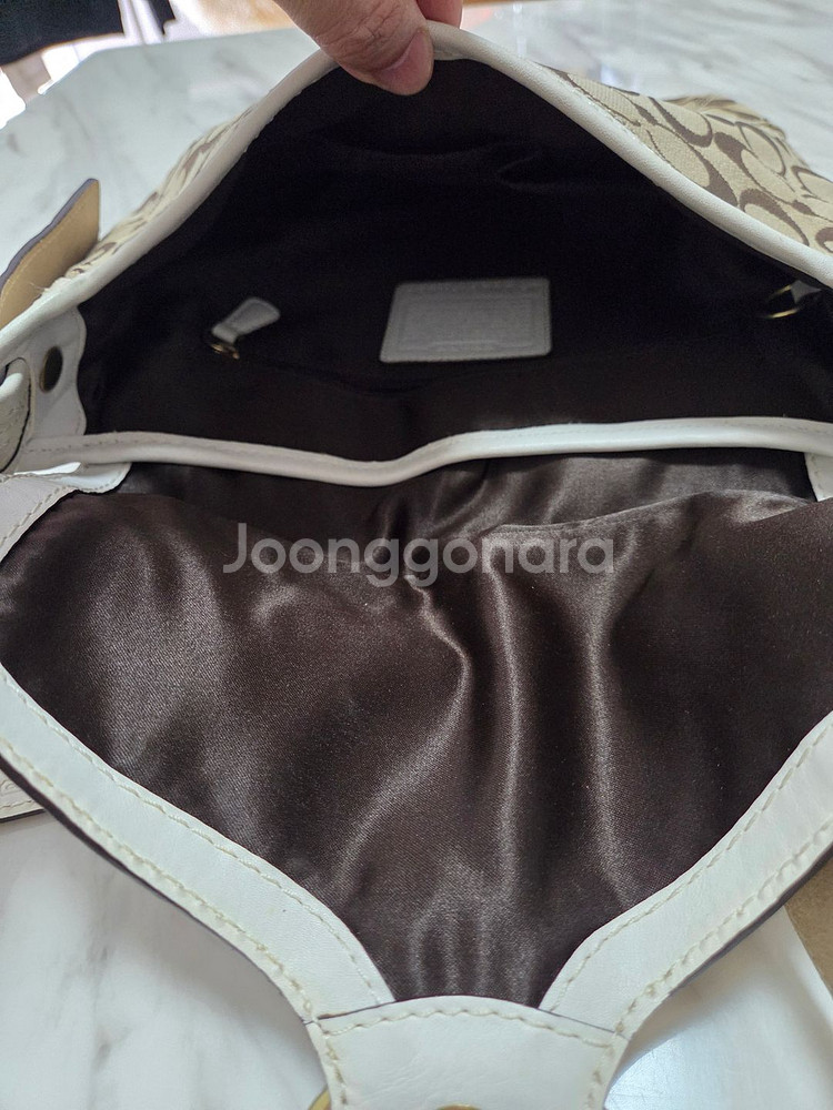 코치 시그니쳐 패브릭 크로스백--5