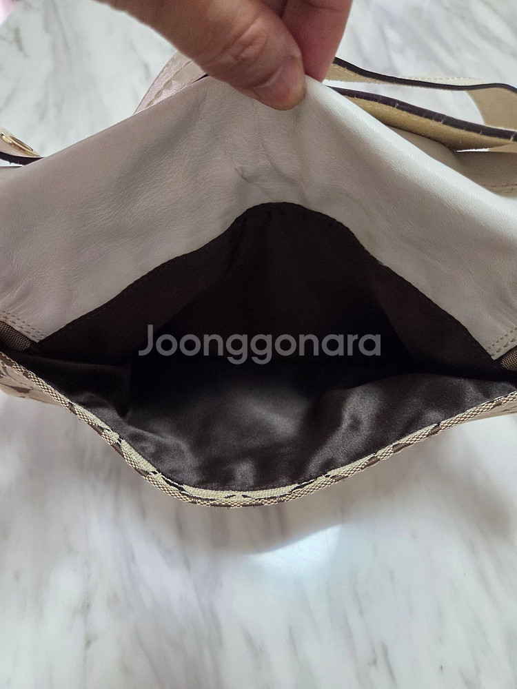 코치 시그니쳐 패브릭 크로스백--7